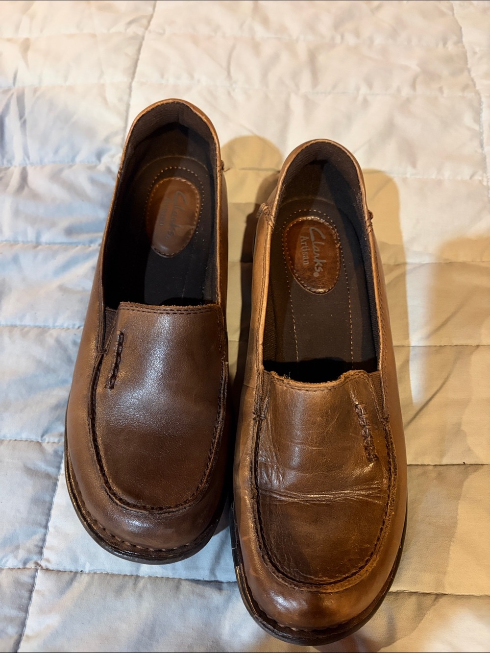 Clarks Women’s Brown Leather Slip-On Loafers